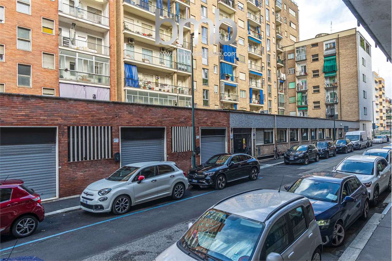 Immagine per Appartamento in vendita a Torino via Antonio Canova 43
