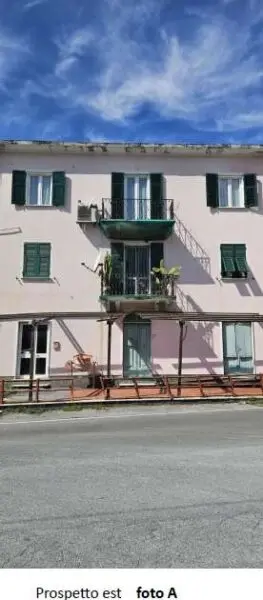 Appartamento via Fratelli Canepa 102, Serra Riccò