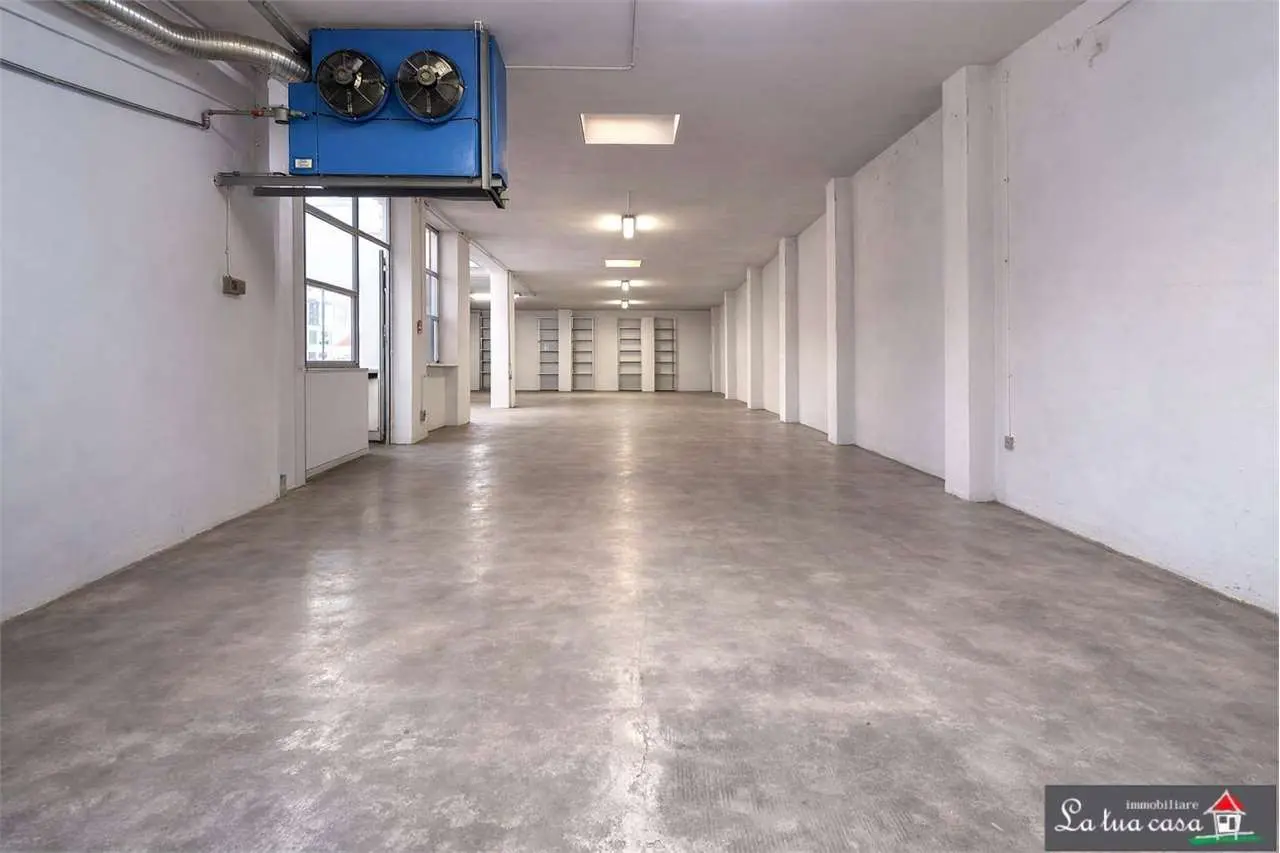 Immagine per Magazzino in vendita a Grugliasco